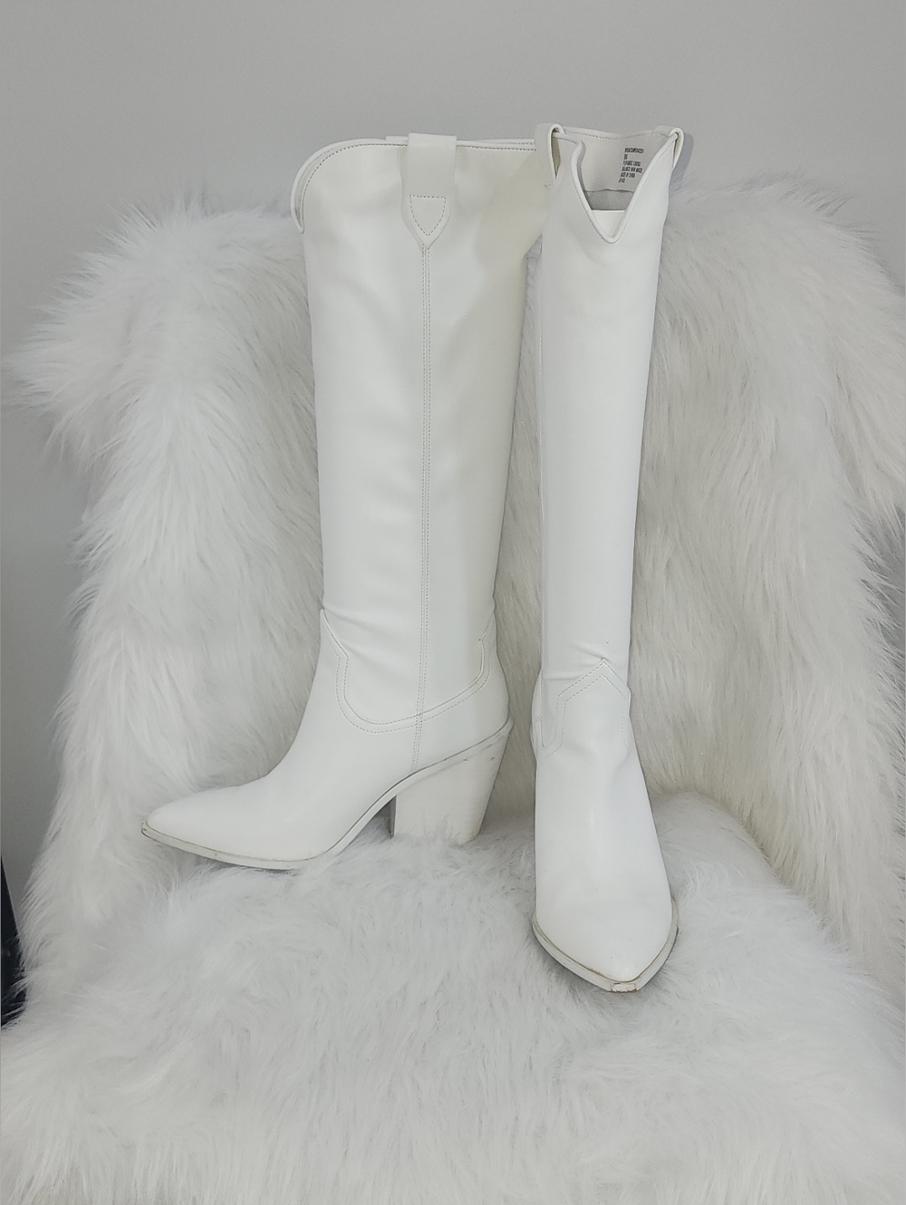 Steve Madden All White Bronco Knee High Boots, Size 9M - Picture 8 of 13